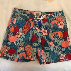 Penguin men’s swimsuit size 32 M new condition